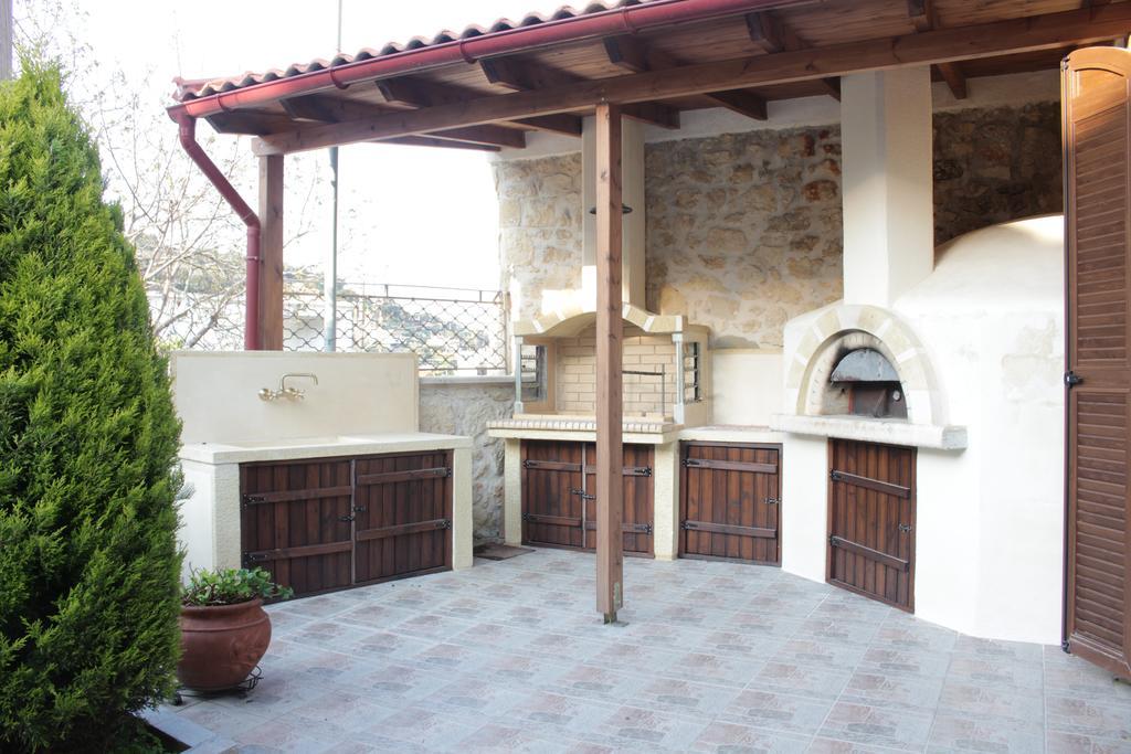 Artemisia Traditional Home Choudetsi Ngoại thất bức ảnh